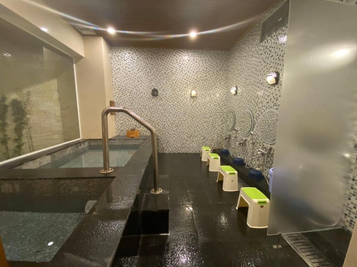 Pham Van Sakura Hotel Thuan An Eksteriør bilde